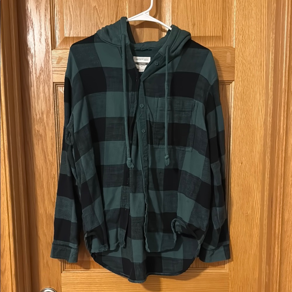 Women’s AE Plaid Hooded Oversized Shirt in Green and Black